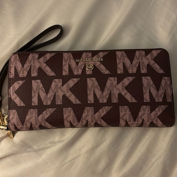 Michael Kors Signature Pink and Brown Wristlet - Picture 1 of 5